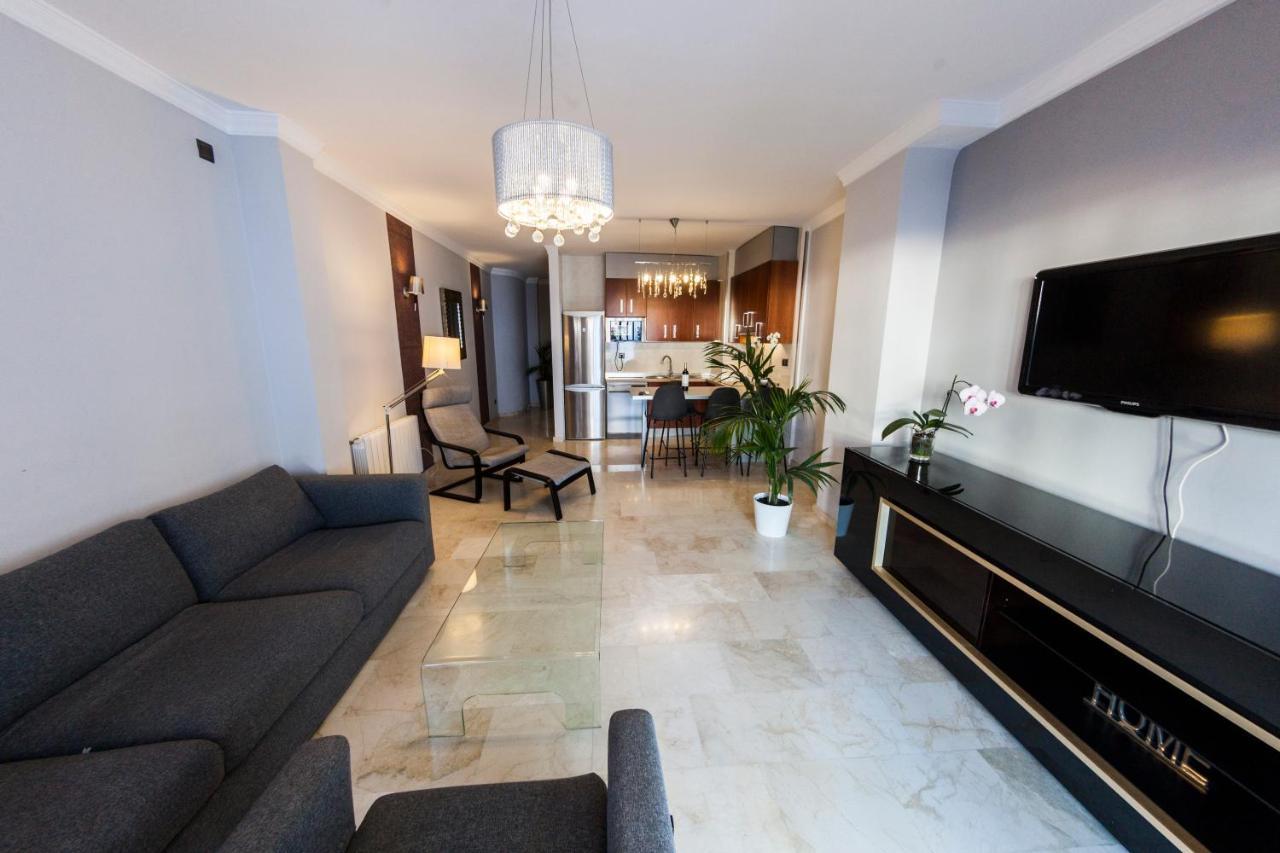 Abril Nerja Hotel Ngoại thất bức ảnh
