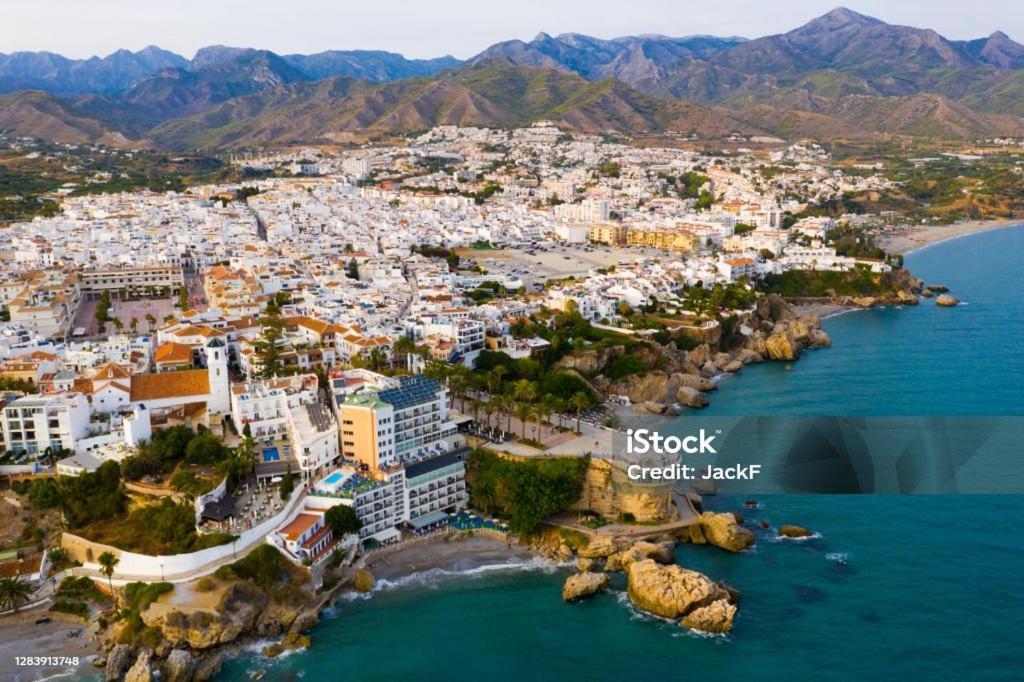 Abril Nerja Hotel Ngoại thất bức ảnh
