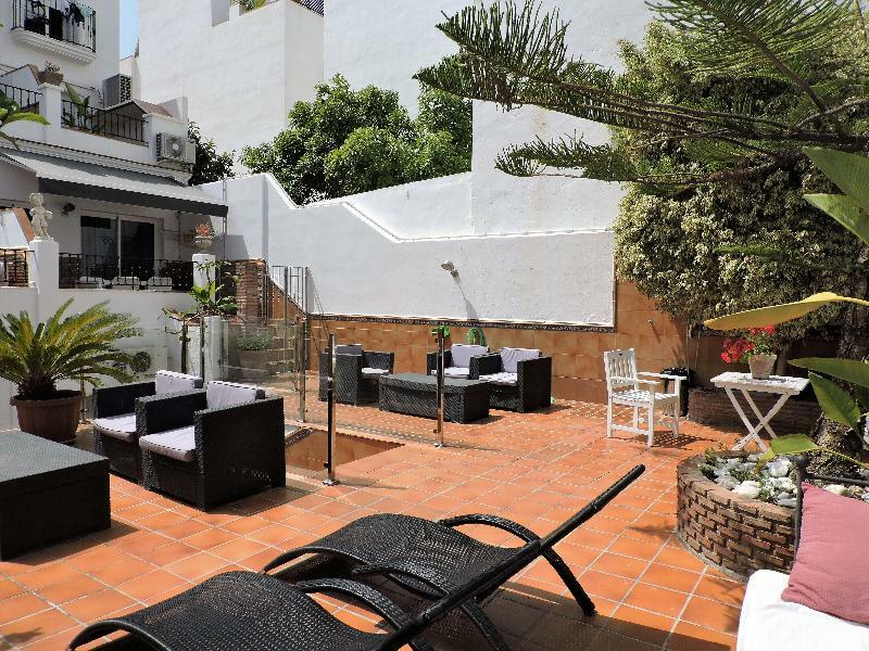 Abril Nerja Hotel Ngoại thất bức ảnh