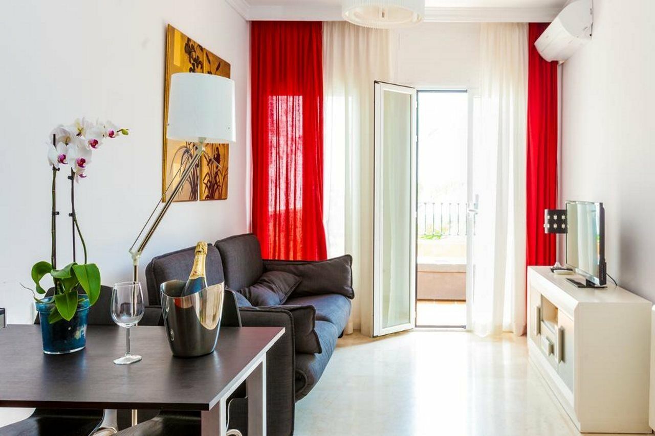 Abril Nerja Hotel Ngoại thất bức ảnh